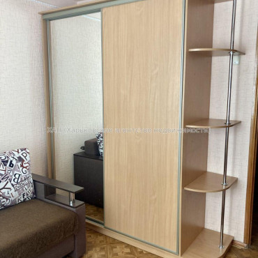 Продам квартиру, 2  ком., 47 м², косметический ремонт 