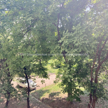 Продам квартиру, 2  ком., 47 м², косметический ремонт 