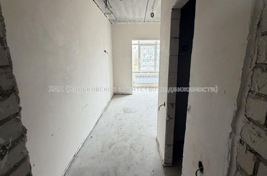 Продам квартиру, Фесенковская ул. , 1 кім., 20 м², без внутренних работ 