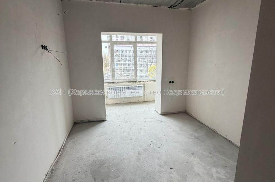 Продам квартиру, Фесенковская ул. , 1 кім., 20 м², без внутренних работ 