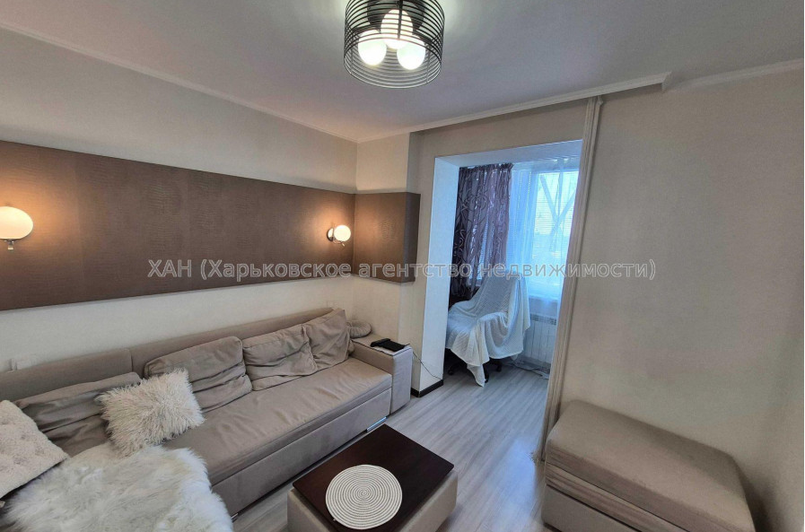 Продам квартиру, Ньютона ул. , 115/1 , 3 кім., 70 м², капитальный ремонт 