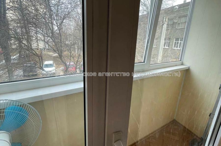 Продам квартиру, Деревянко ул. , 3Б , 3  ком., 65.20 м², капитальный ремонт 