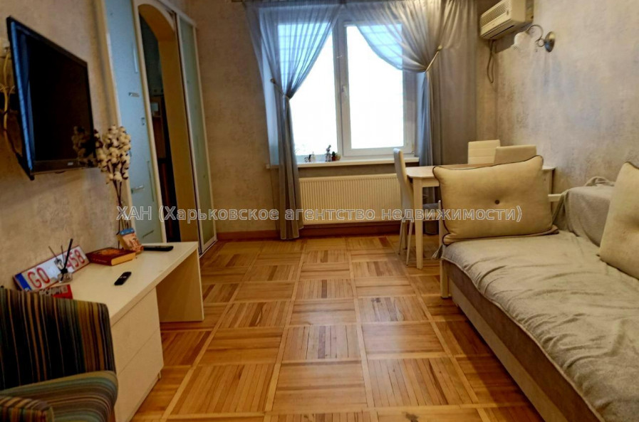 Продам квартиру, Деревянко ул. , 3Б , 3  ком., 65.20 м², капитальный ремонт 