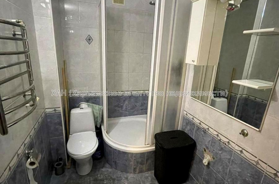 Продам квартиру, Деревянко ул. , 3Б , 3  ком., 65.20 м², капитальный ремонт 