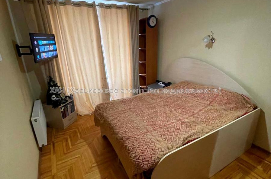 Продам квартиру, Деревянко ул. , 3Б , 3  ком., 65.20 м², капитальный ремонт 