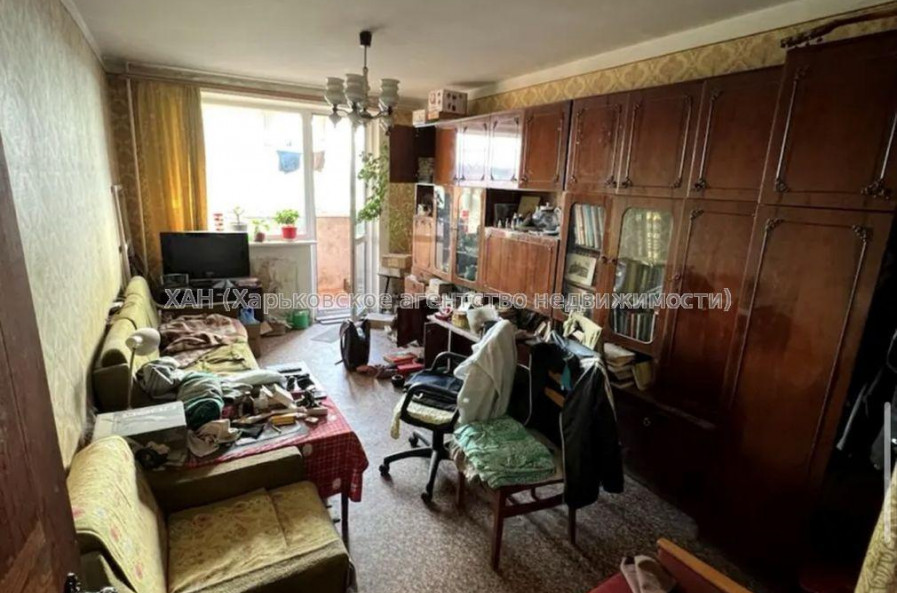 Продам квартиру, Ахсарова Энвера ул. , 3  ком., 67.60 м², советский ремонт 