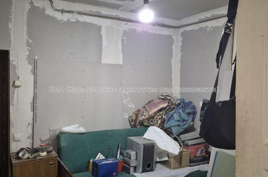 Продам квартиру, Рылеева ул. , 1  ком., 26 м², частичный ремонт 