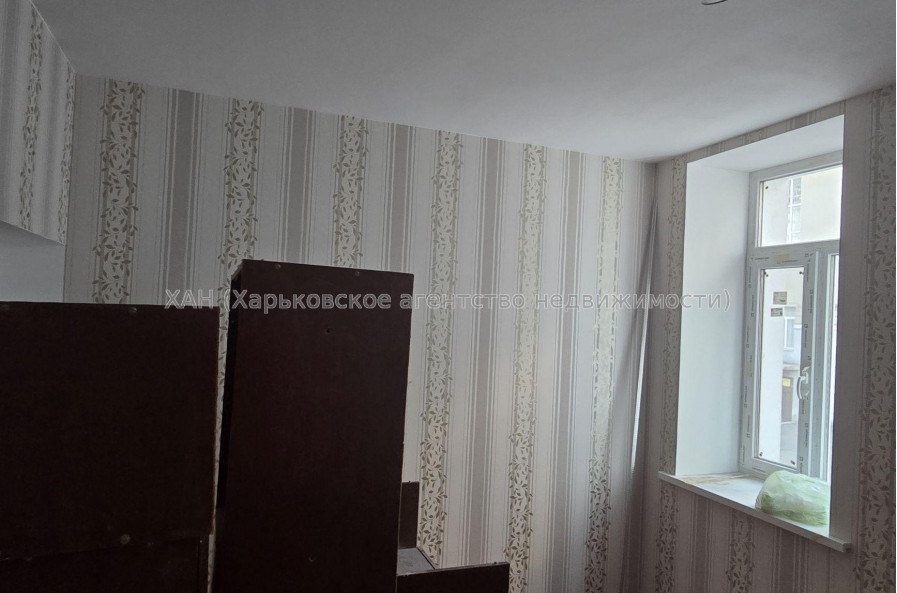 Продам квартиру, Малиновского ул. , 1  ком., 46 м², косметический ремонт 