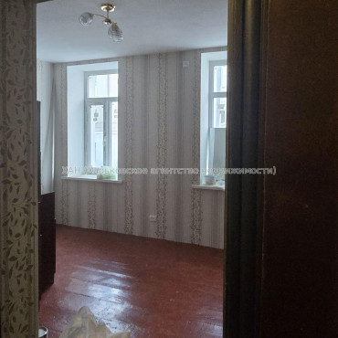 Продам квартиру, Малиновского ул. , 1  ком., 46 м², косметический ремонт 