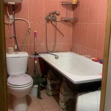 Продам квартиру, Камышева ул. , 1  ком., 13.20 м², советский ремонт 