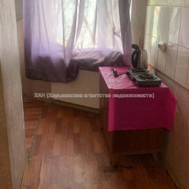 Продам квартиру, Камышева ул. , 1  ком., 13.20 м², советский ремонт