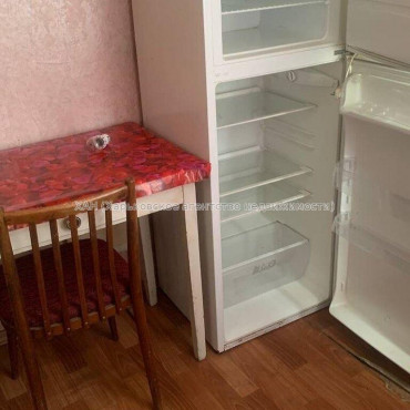 Продам квартиру, Камышева ул. , 1  ком., 13.20 м², советский ремонт 