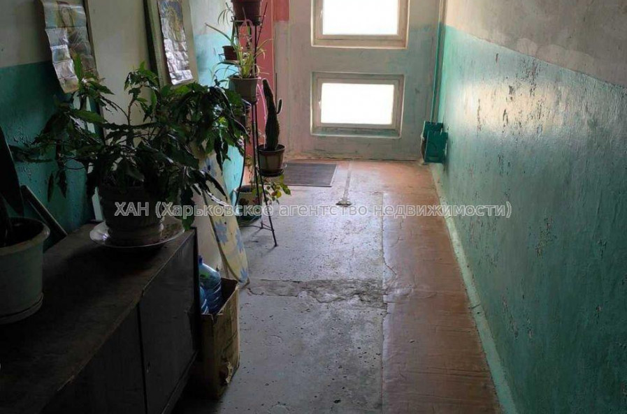 Продам квартиру, Людвига Свободы просп. , 1 кім., 29 м², косметический ремонт 