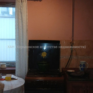 Продам будинок, Ирининская ул. , 80 м², 3 соток, советский ремонт 