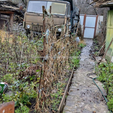 Продам будинок, Ирининская ул. , 80 м², 3 соток, советский ремонт 