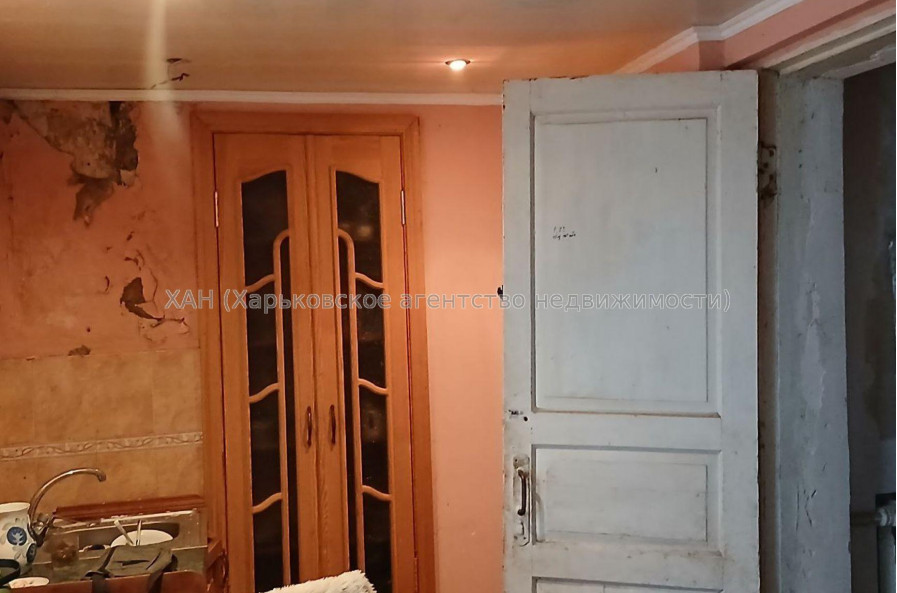 Продам будинок, Ирининская ул. , 80 м², 3 соток, советский ремонт 