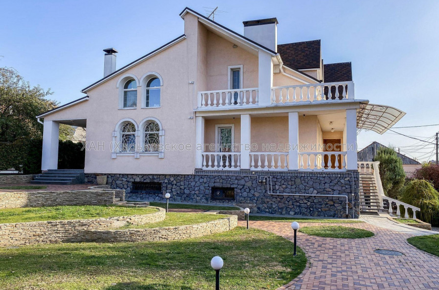 Продам будинок, Пригородный 5-й въезд , 501 м², 6 соток, капитальный ремонт 