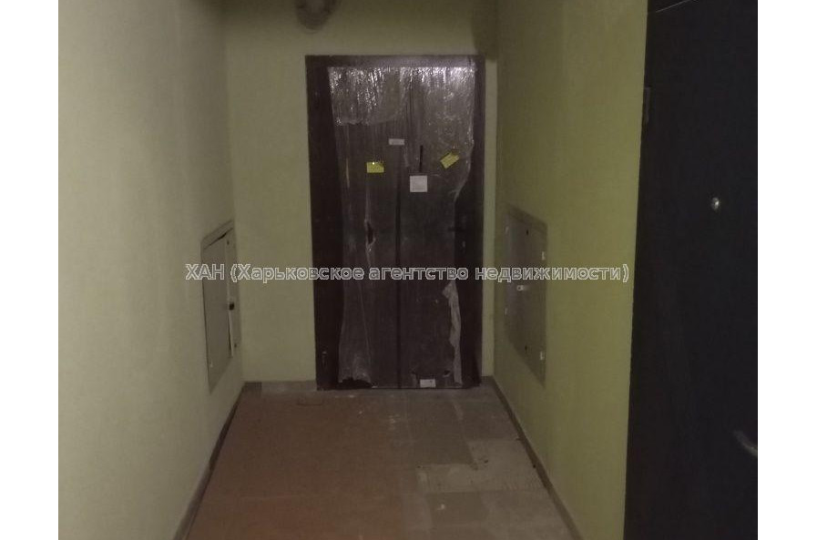 Продам квартиру, Мира ул. , 3 кім., 79 м², без отделочных работ 