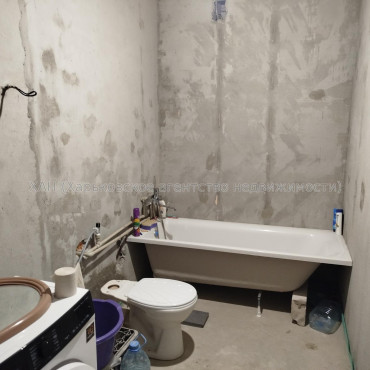 Продам квартиру, Мира ул. , 3  ком., 79 м², без отделочных работ 