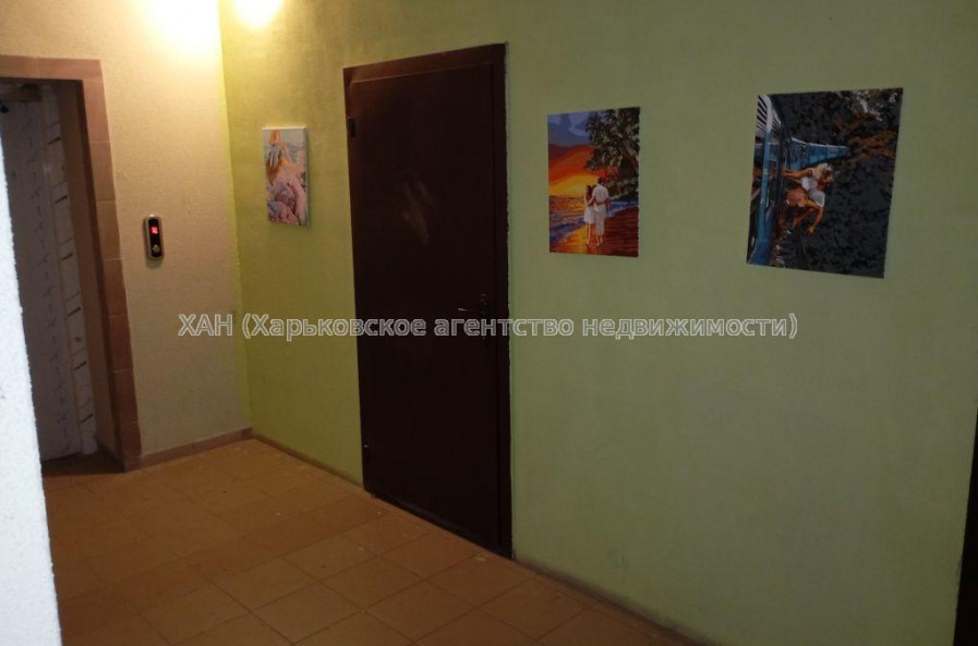 Продам квартиру, Мира ул. , 3 кім., 79 м², без отделочных работ 