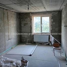 Продам квартиру, Мира ул. , 3 кім., 79 м², без отделочных работ