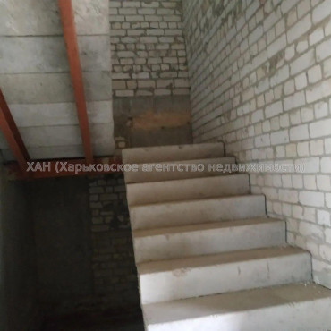 Продам будинок, Гагарина ул. , 300 м², 10 соток, без отделочных работ 