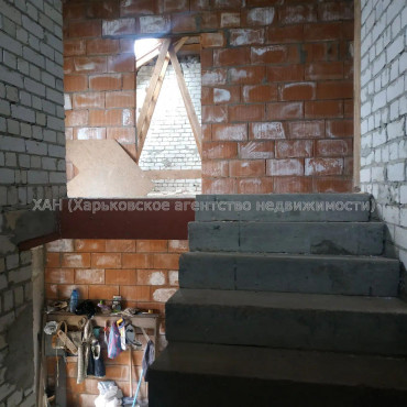 Продам будинок, Гагарина ул. , 300 м², 10 соток, без отделочных работ 