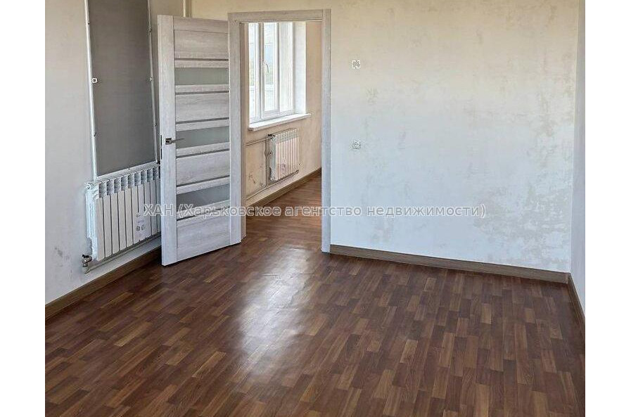 Продам квартиру, Соборности Украины ул. , 3 кім., 67.60 м², капитальный ремонт 