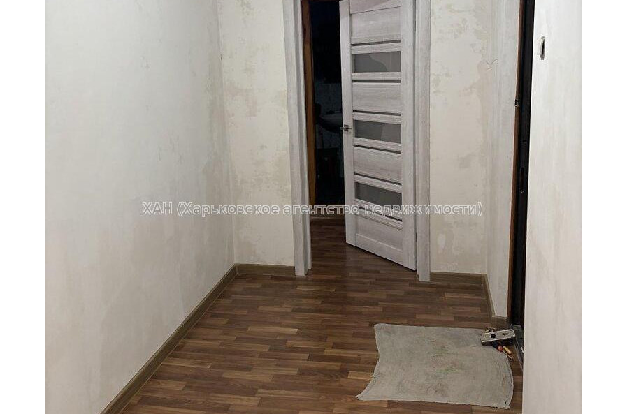 Продам квартиру, Соборности Украины ул. , 3 кім., 67.60 м², капитальный ремонт 