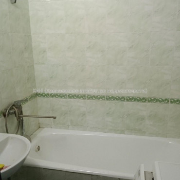 Продам квартиру, Кулиничевская ул. , 4 кім., 80 м², косметический ремонт 