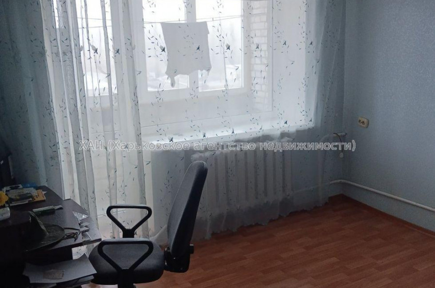 Продам квартиру, Кулиничевская ул. , 4 кім., 80 м², косметический ремонт 
