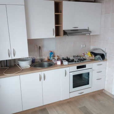 Продам квартиру, Кулиничевская ул. , 4 кім., 80 м², косметический ремонт 