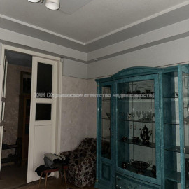 Продам квартиру, Героев Харькова просп. , 2 кім., 71.20 м², капитальный ремонт