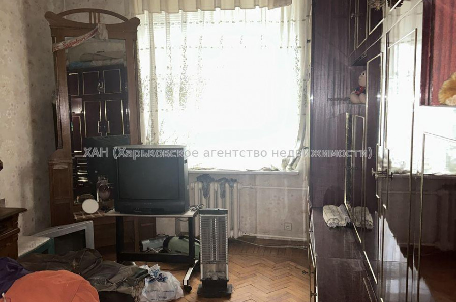 Продам квартиру, Героев Харькова просп. , 2 кім., 71.20 м², капитальный ремонт 