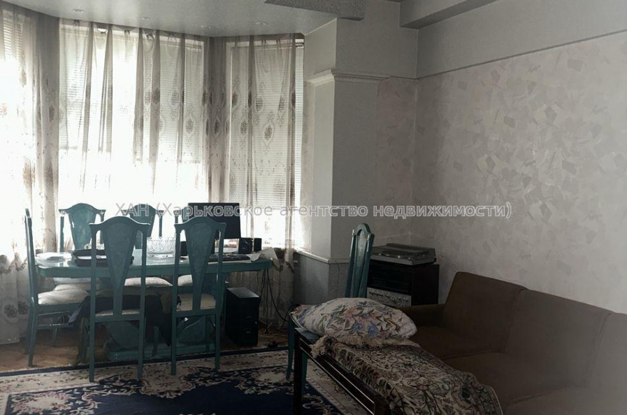 Продам квартиру, Героев Харькова просп. , 2 кім., 71.20 м², капитальный ремонт 