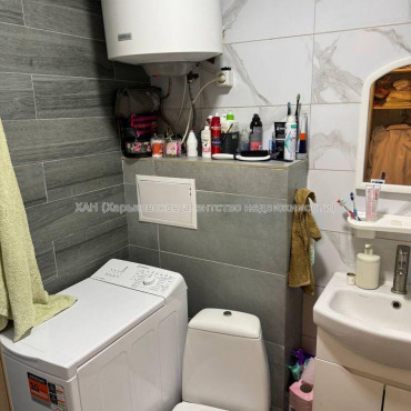 Продам квартиру, Салтовское шоссе , 1  ком., 21 м², советский ремонт 