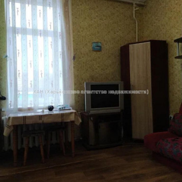 Продам квартиру, Павловская ул. , 1  ком., 16 м², косметический ремонт 