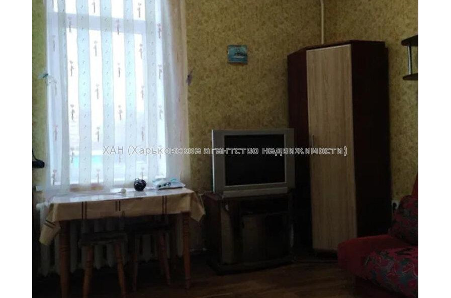 Продам квартиру, Павловская ул. , 1  ком., 16 м², косметический ремонт 