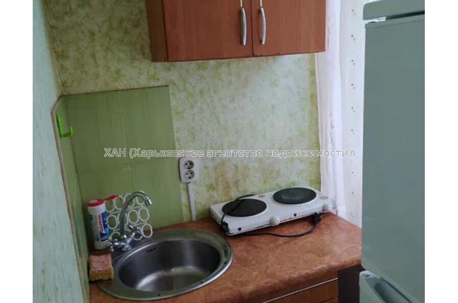 Продам квартиру, Павловская ул. , 1  ком., 16 м², косметический ремонт 