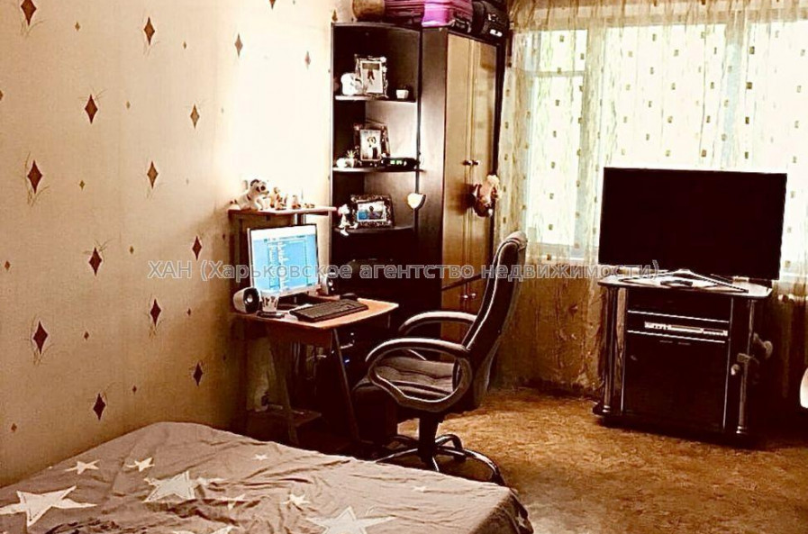 Продам квартиру, Салтовское шоссе , 3  ком., 57 м², советский ремонт 