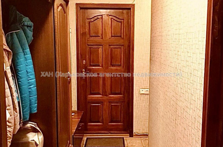 Продам квартиру, Салтовское шоссе , 3  ком., 57 м², советский ремонт 