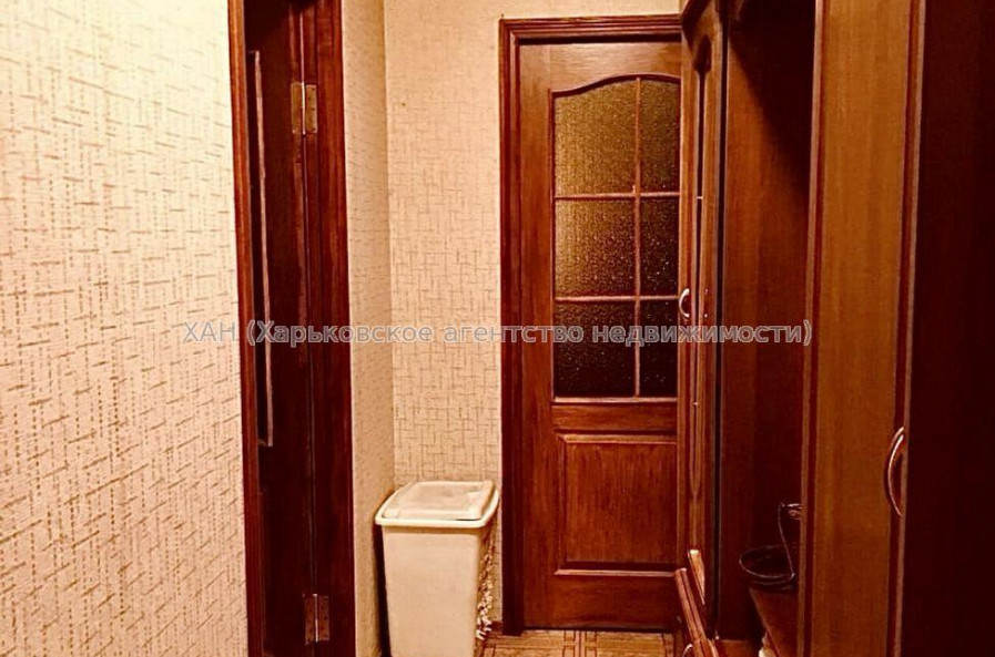 Продам квартиру, Салтовское шоссе , 3  ком., 57 м², советский ремонт 