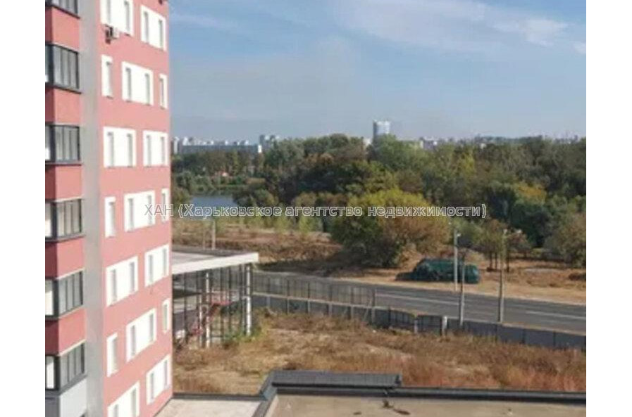 Продам квартиру, Борткевича ул. , 1  ком., 37 м², без ремонта 
