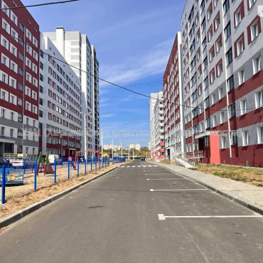 Продам квартиру, Борткевича ул. , 1  ком., 37 м², без ремонта 