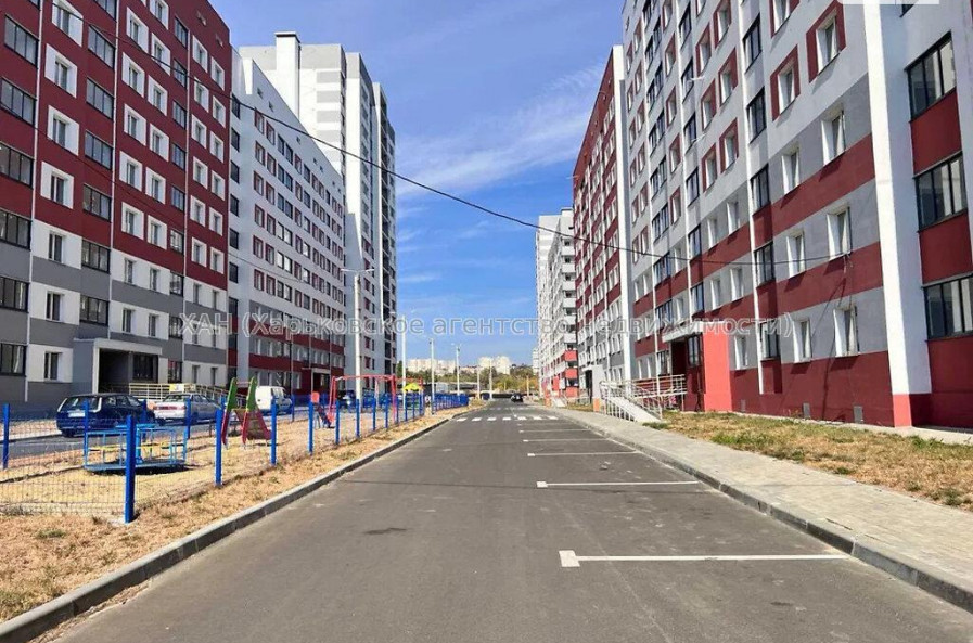 Продам квартиру, Борткевича ул. , 1  ком., 37 м², без ремонта 