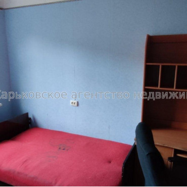 Продам квартиру, Зерновая ул. , 2  ком., 45 м², советский ремонт 