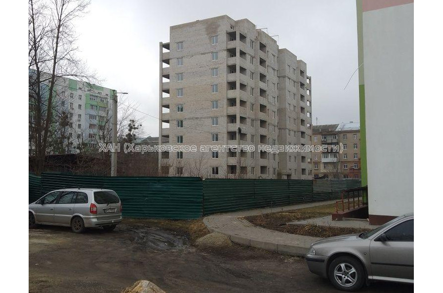 Продам квартиру, Мира ул. , 1  ком., 46 м², без внутренних работ 