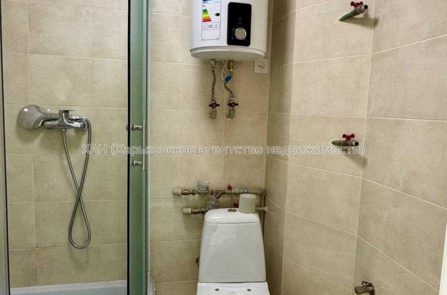 Продам квартиру, Академика Павлова ул. , 132Г , 1 кім., 33 м², евроремонт 