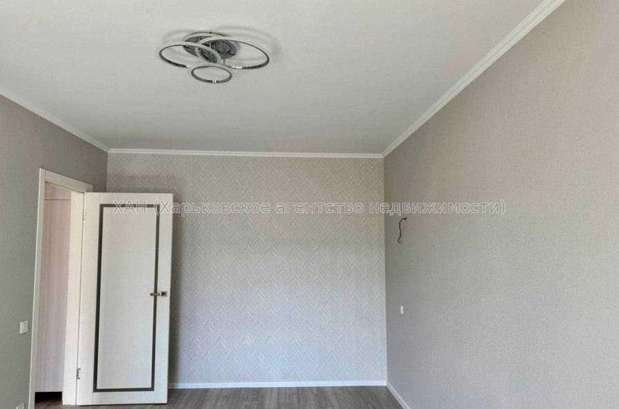 Продам квартиру, Академика Павлова ул. , 132Г , 1 кім., 33 м², евроремонт 