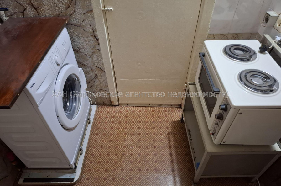 Сдам квартиру, Гарибальди ул. , 1  ком., 24 м², косметический ремонт 